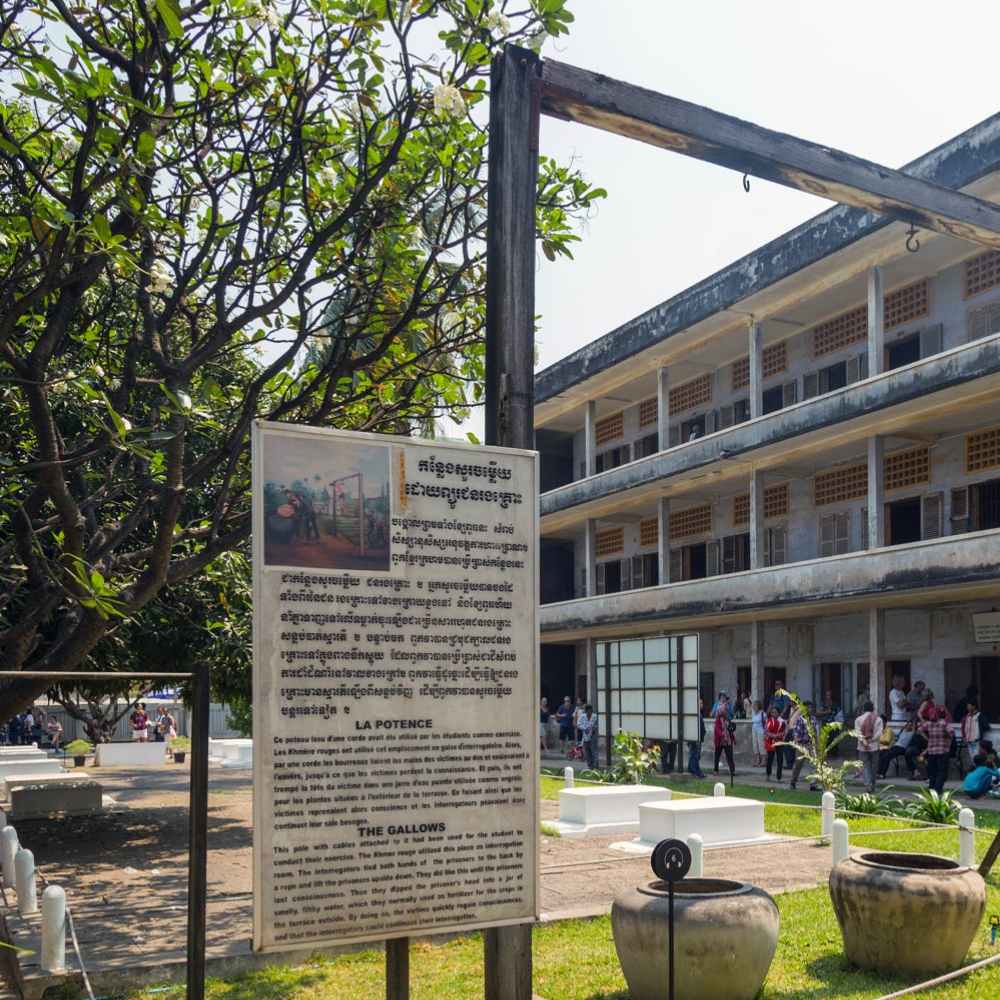 Phnom Penh Heritage and History Tour - Image 3