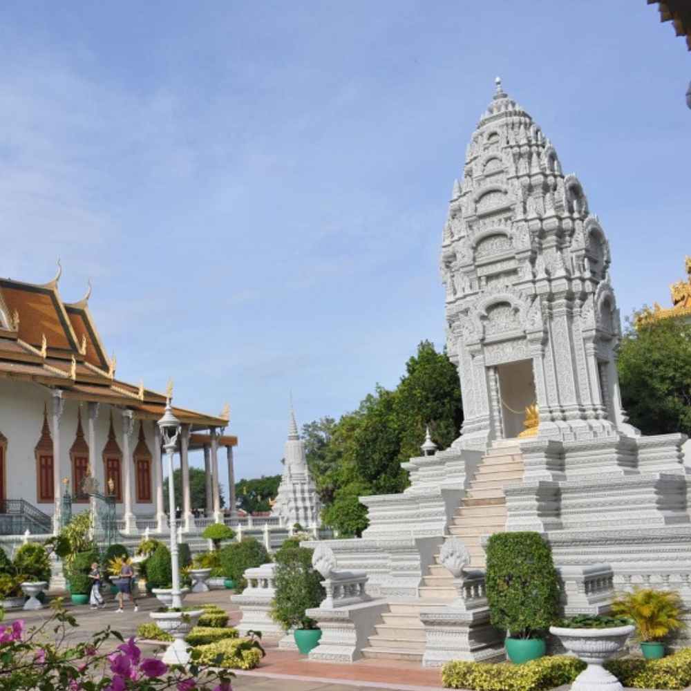 Phnom Penh Heritage and History Tour - Image 4